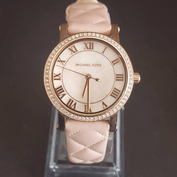 Michael Kors Women's Petite Norie Mother of Pearl Dial Watch‎ MK2683 NWOT - Picture 1 of 10